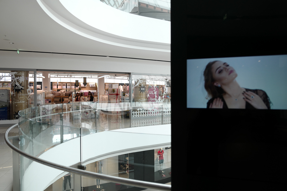 Toptani Shopping Center image 33